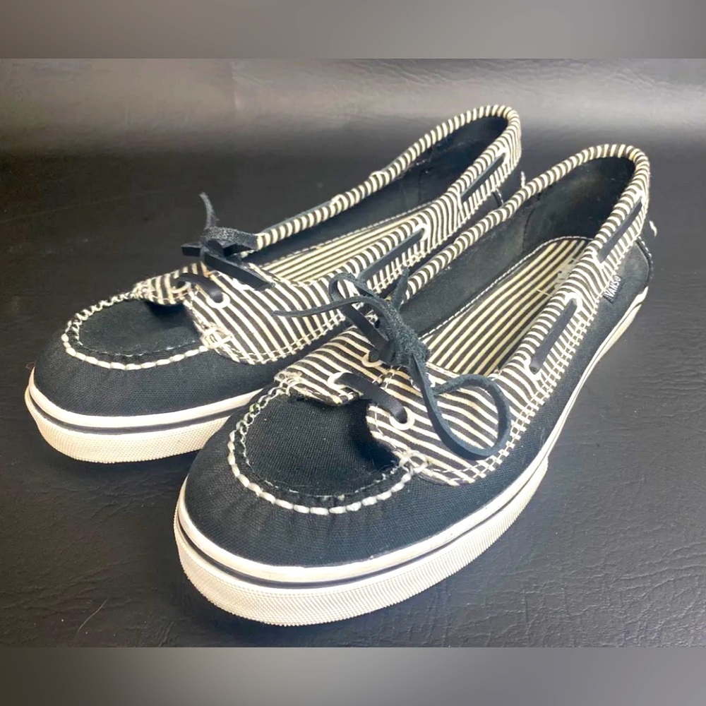 Vans Ballet Flats White Black Stars Slip On Womens Size 8 Vintage ⭐️ Rare ⭐️